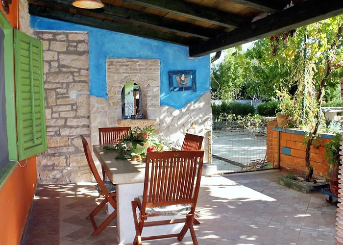 Family Friendly House With A Swimming Pool Valtura, - 7324 Σπίτι διακοπών *