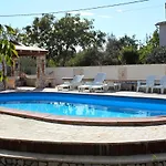 Family Friendly House With A Swimming Pool Valtura, - 7324