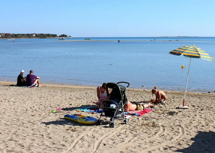 Family Friendly House With A Swimming Pool Valtura, - 7324 Holiday home *