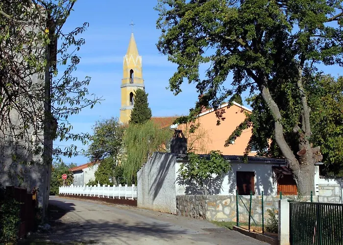 Holiday home Family Friendly House With A Swimming Pool Valtura, - 7324 *