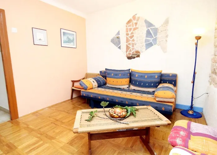 Holiday home Family Friendly House With A Swimming Pool Valtura, - 7324