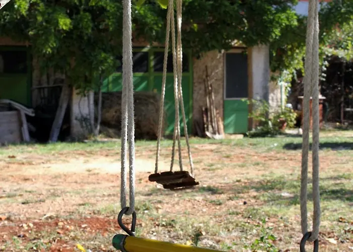 Family Friendly House With A Swimming Pool Valtura, - 7324