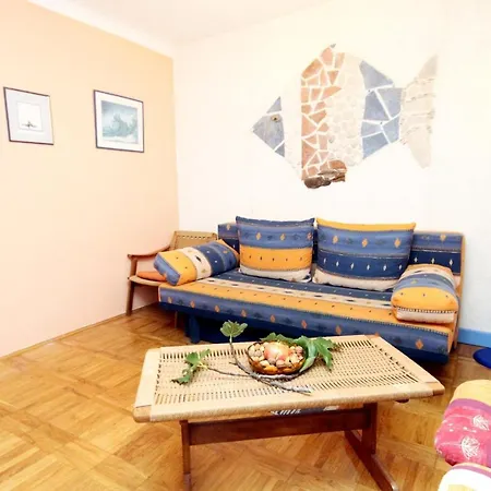 Holiday home Family Friendly House With A Swimming Pool Valtura, - 7324